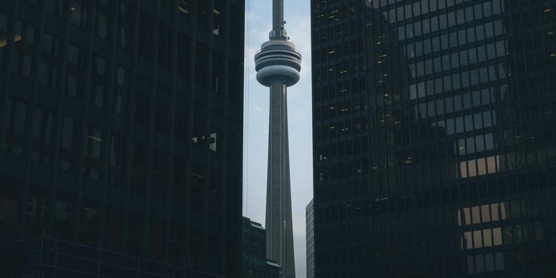 海上风电驶向深蓝：漂浮式技术突破如何破解可再生能源成本困局