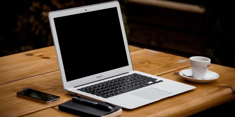 破解新能源并网消纳难题：柔性直流输电如何成为远距离输送绿色能源的关键