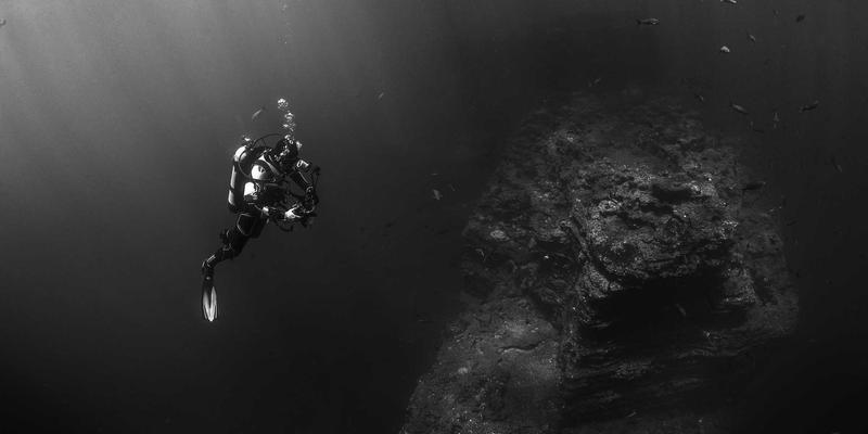 退役动力电池梯次利用：链接新能源汽车与风能储能的绿色桥梁